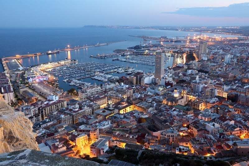 Carlos Baño y la Ciudad de Alicante España